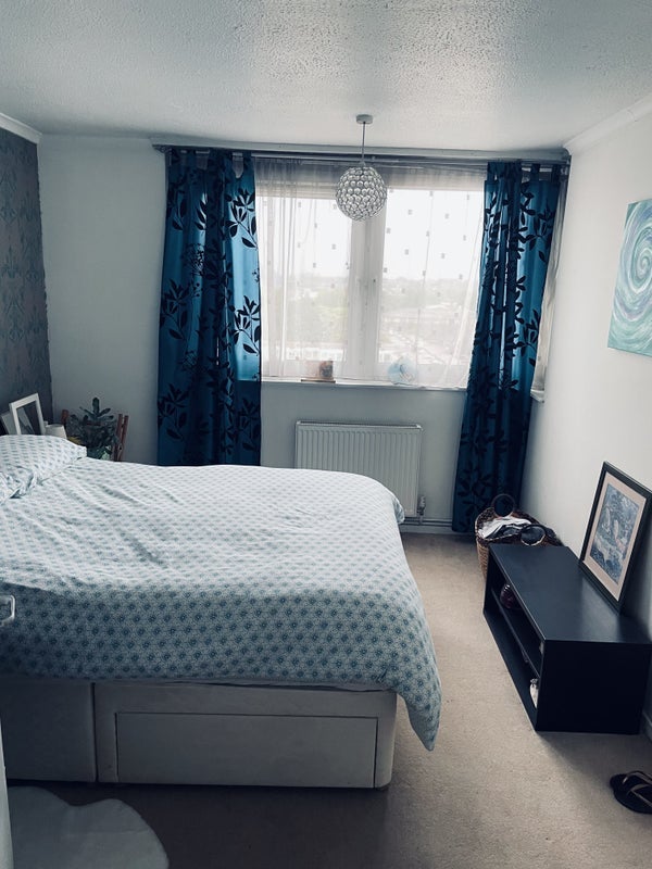 Room Roman Way in Greater London