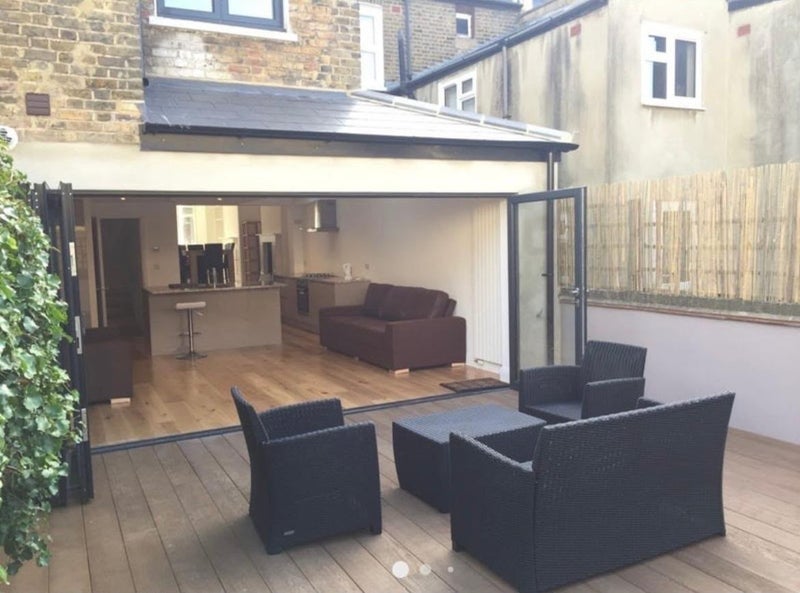 Room Hargwyne Street in Greater London