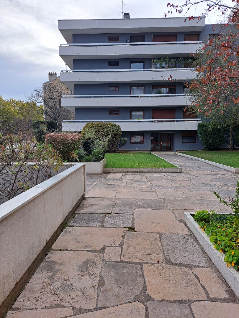 Appartement Impasse des Pommerets à Sèvres