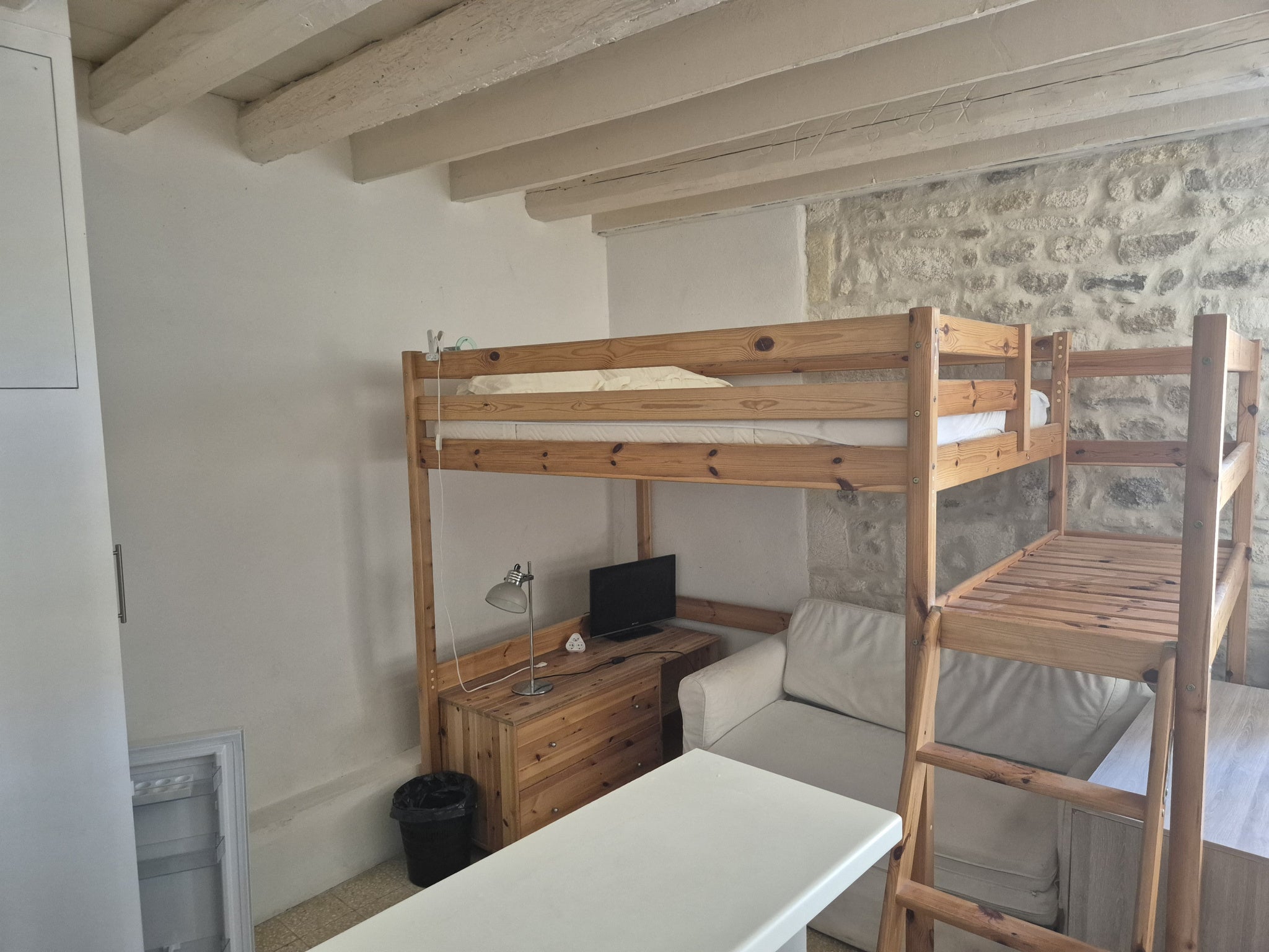 Appartement Rue Fernand Benoît à Arles