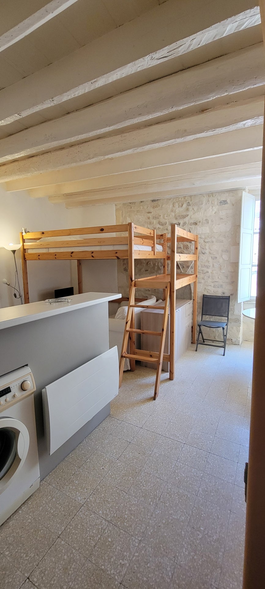 Appartement Rue Fernand Benoît à Arles