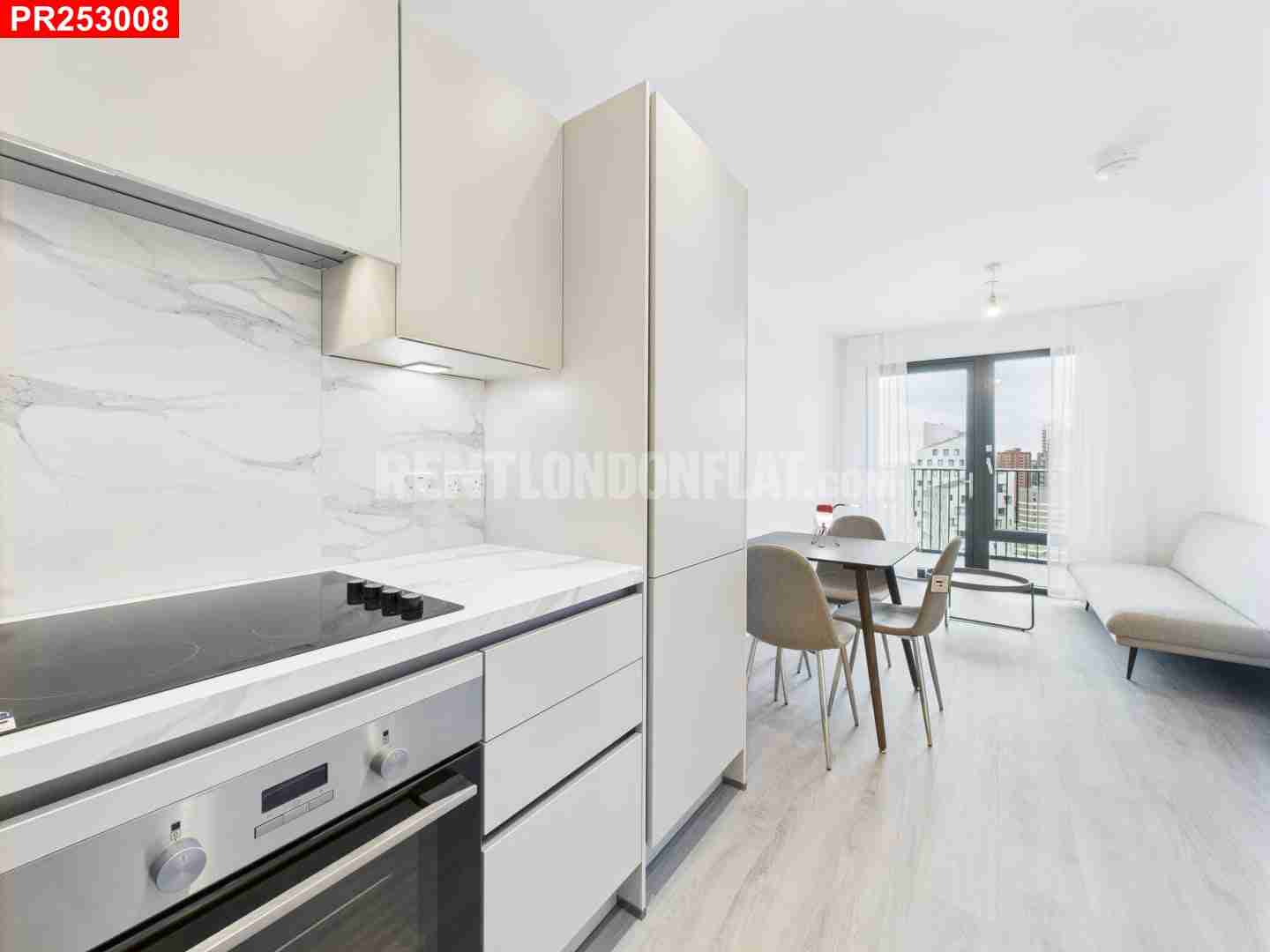 House Barn Rise in Greater London
