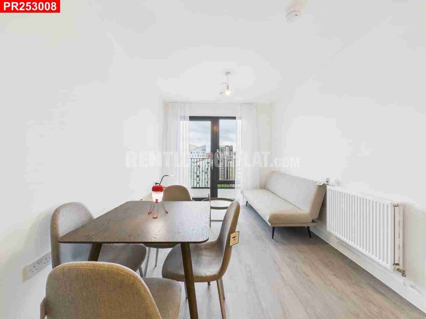 House Barn Rise in Greater London