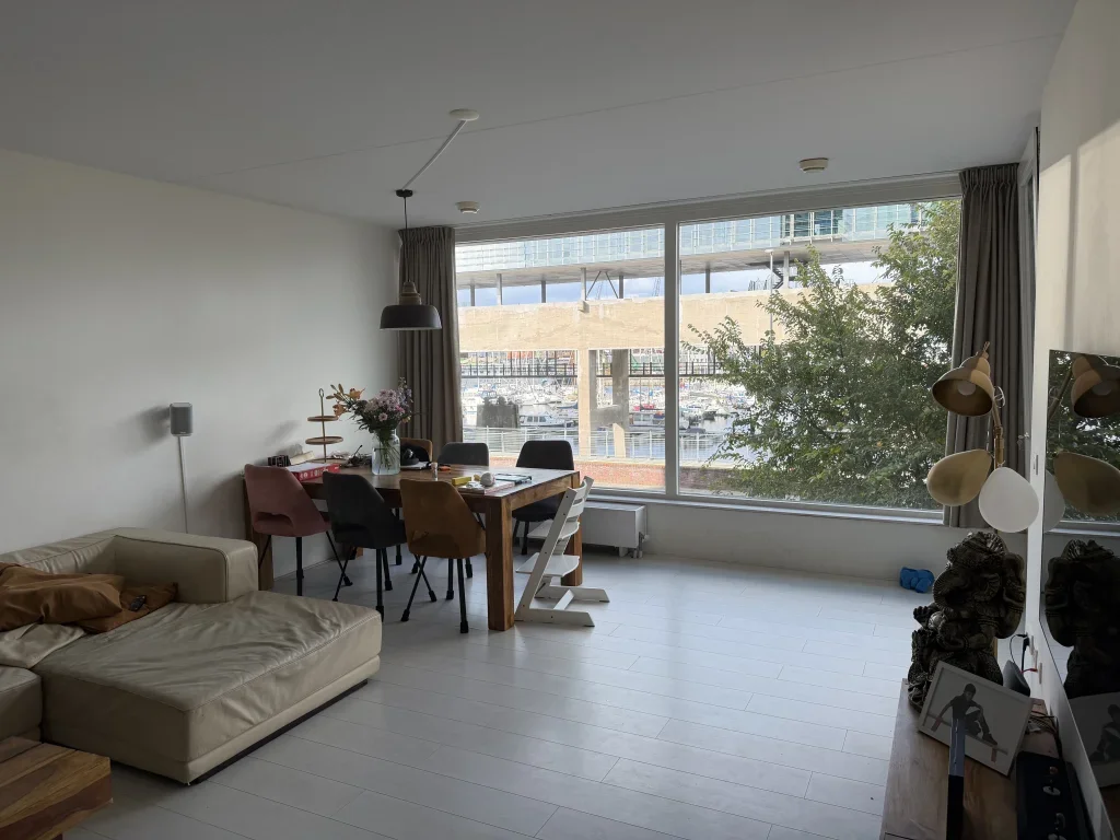 Flat Kraanspoor in Amsterdam