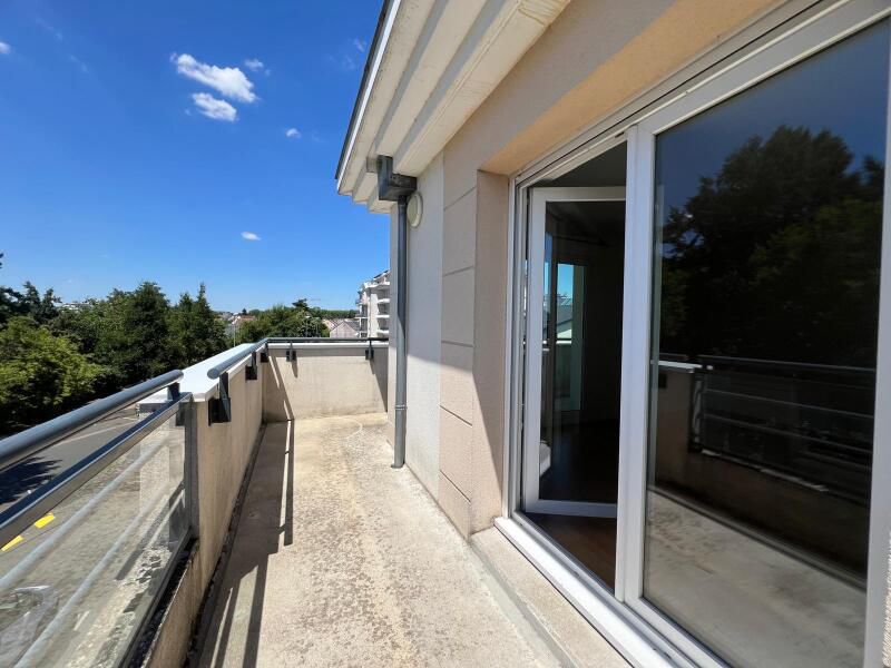 Flat Avenue de Saint-Mesmin in Orléans