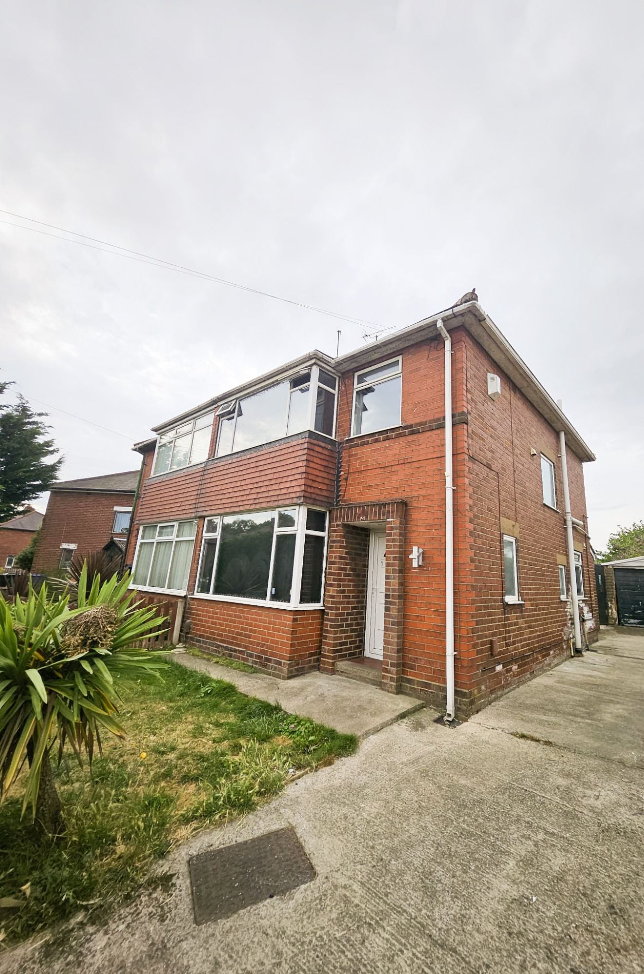 House Harrowden Road in Doncaster
