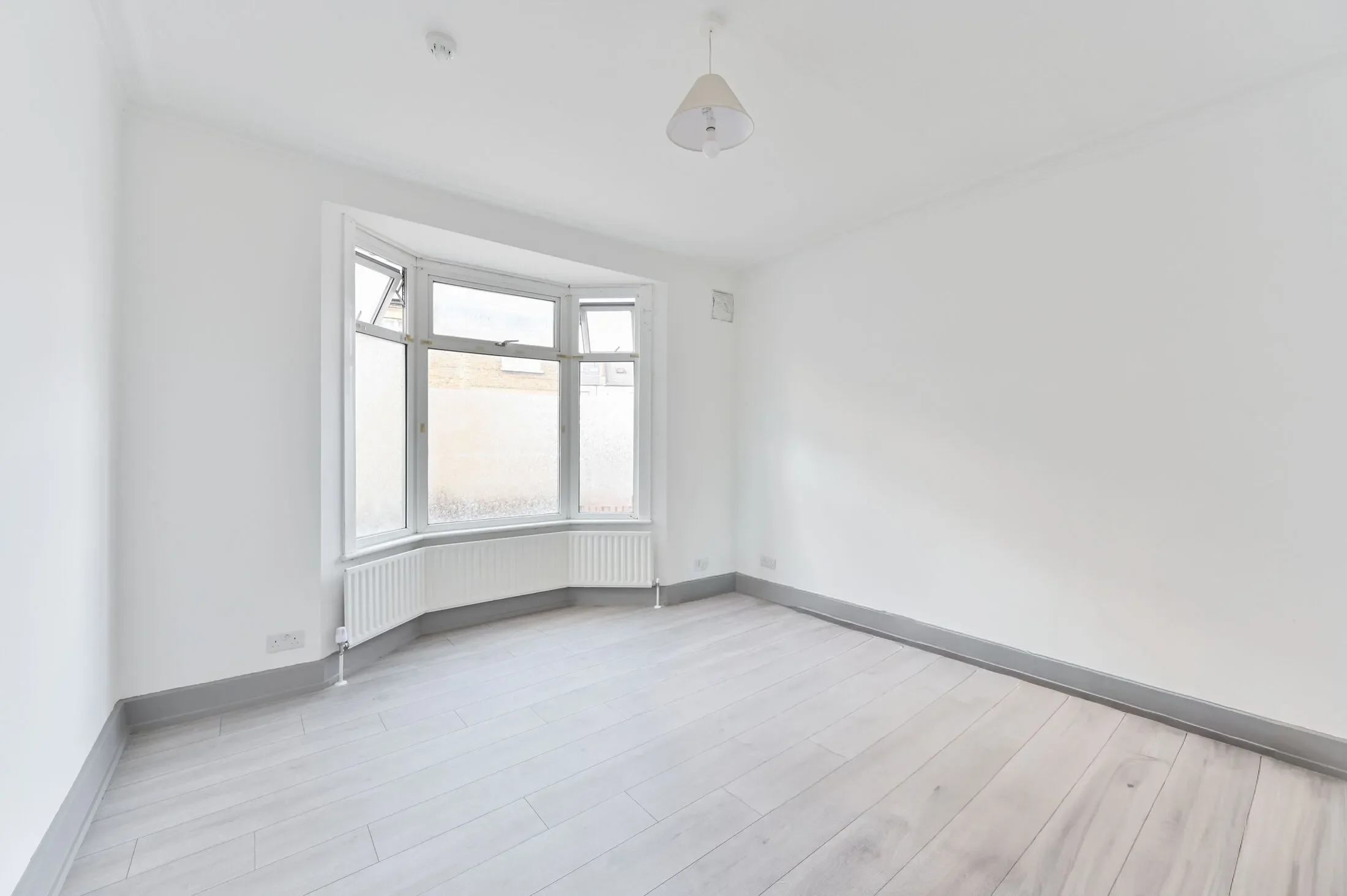 House Garratt Lane in Greater London