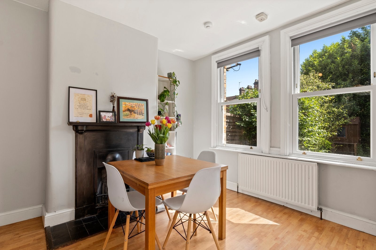 Flat Mersey Road in Greater London