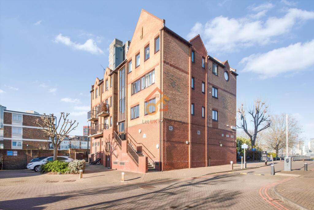 Flat Amsterdam Road in Greater London