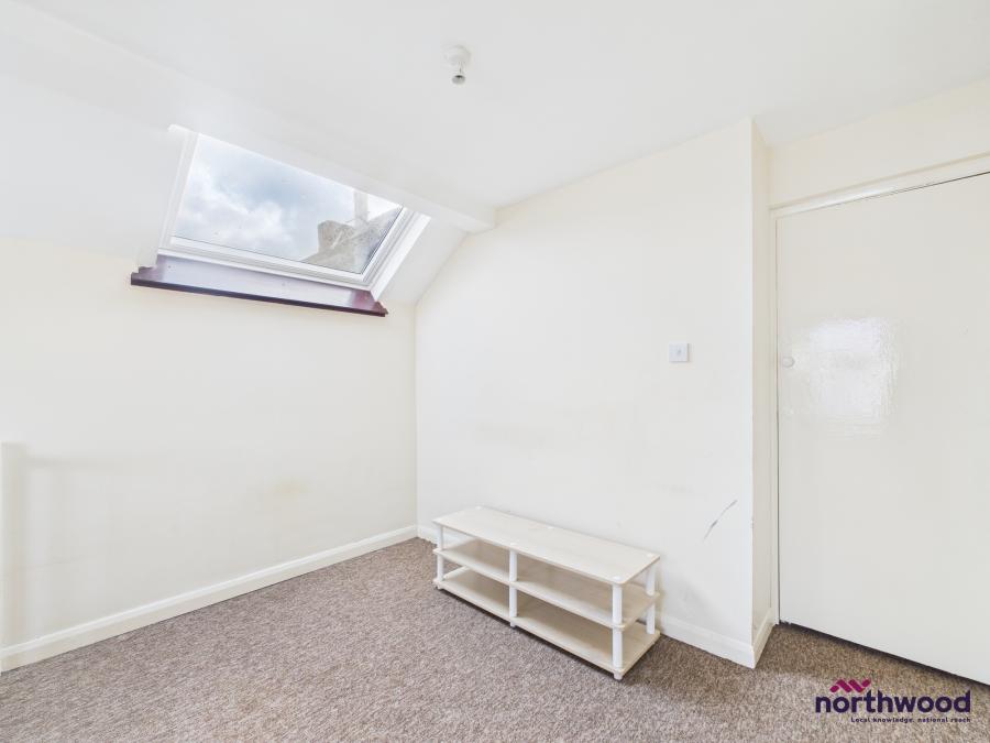 Flat Jevington Gardens in Eastbourne