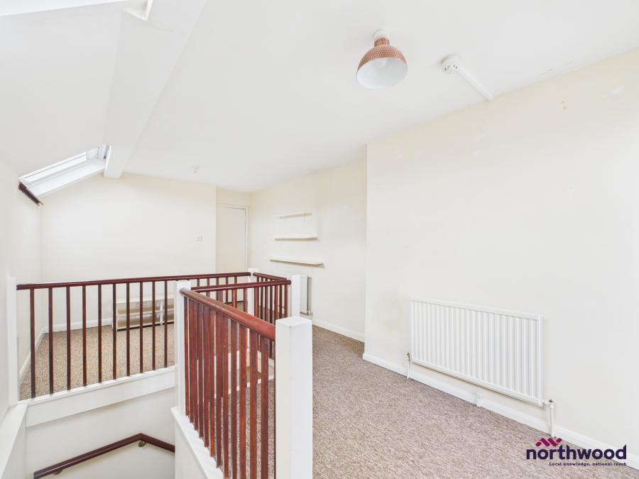 Flat Jevington Gardens in Eastbourne