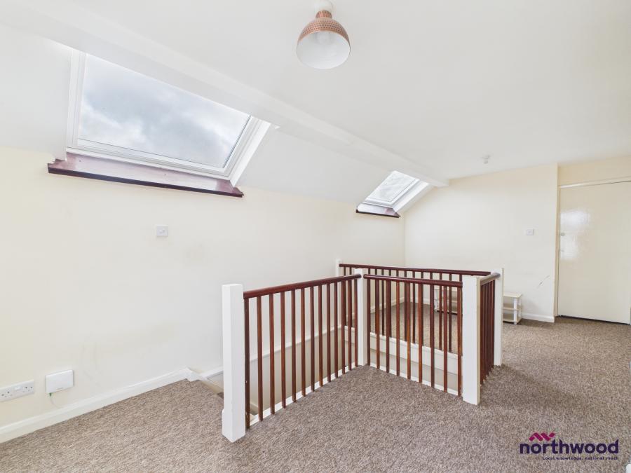 Flat Jevington Gardens in Eastbourne