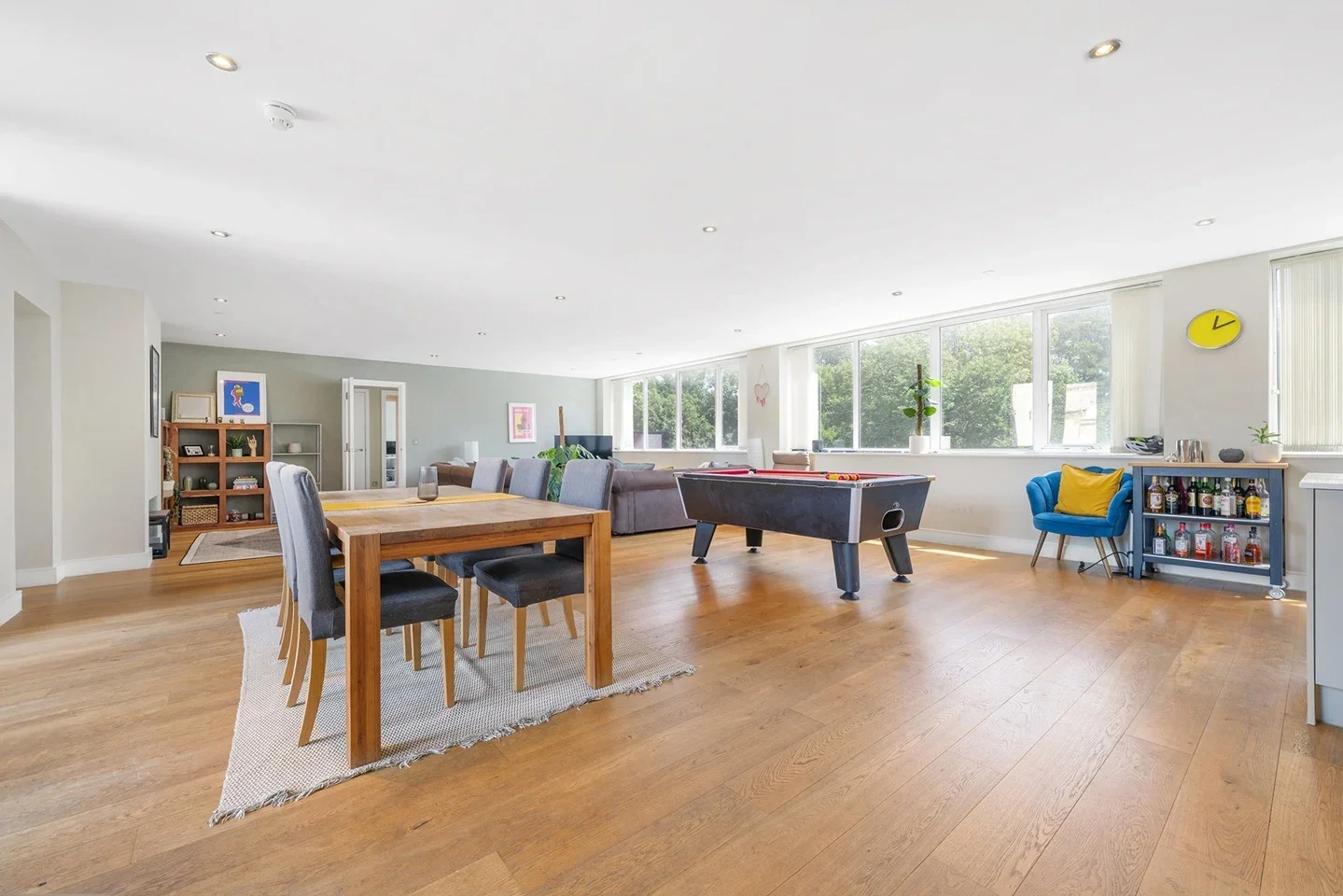 Flat Brixton Hill in Greater London