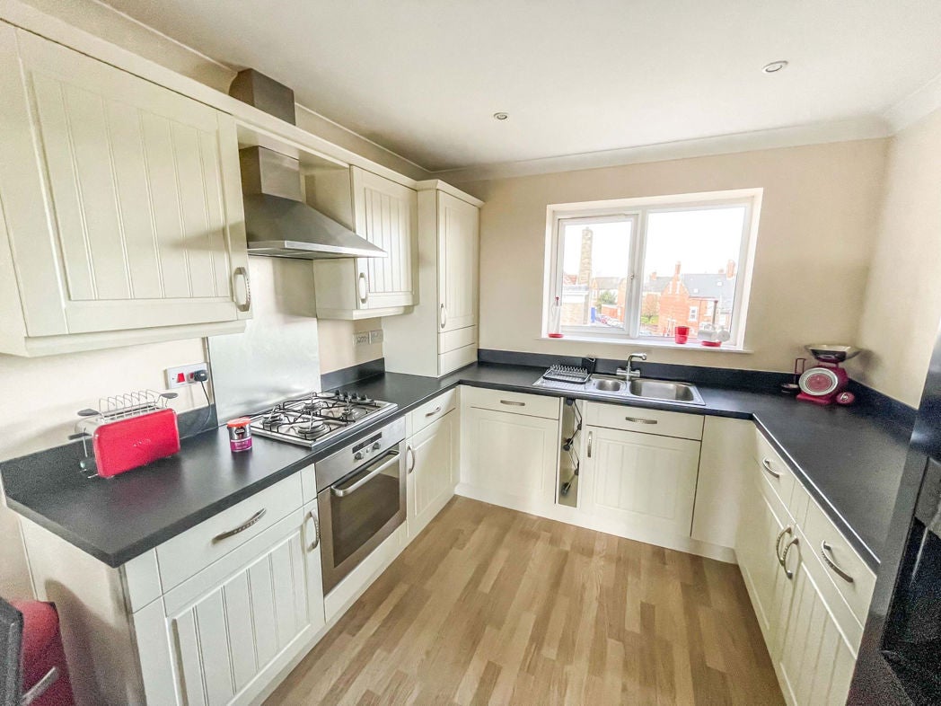 Flat Third Avenue in Newcastle upon Tyne