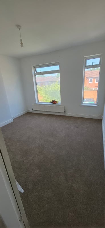 Room Burgass Road in Nottingham