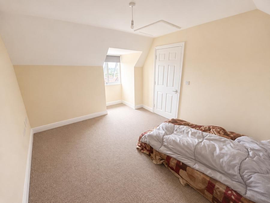 House Haworth Close in North East Derbyshire