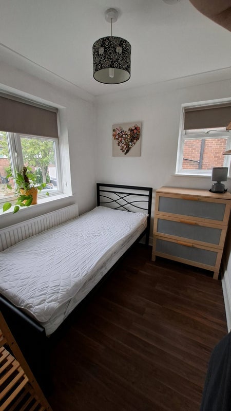 Room Cannons Close in East Hertfordshire