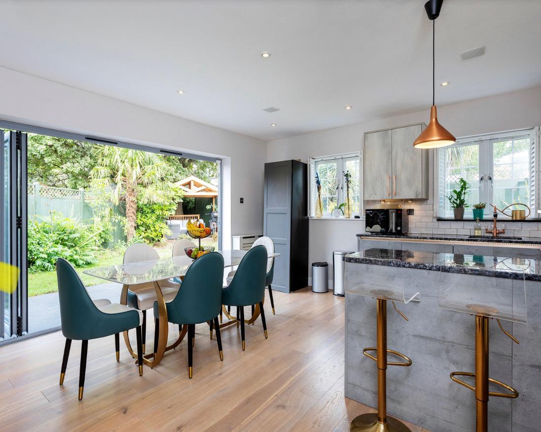 House Lowfield Road in Greater London