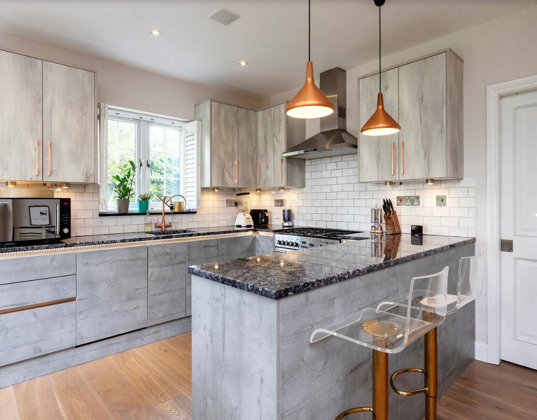 House Lowfield Road in Greater London