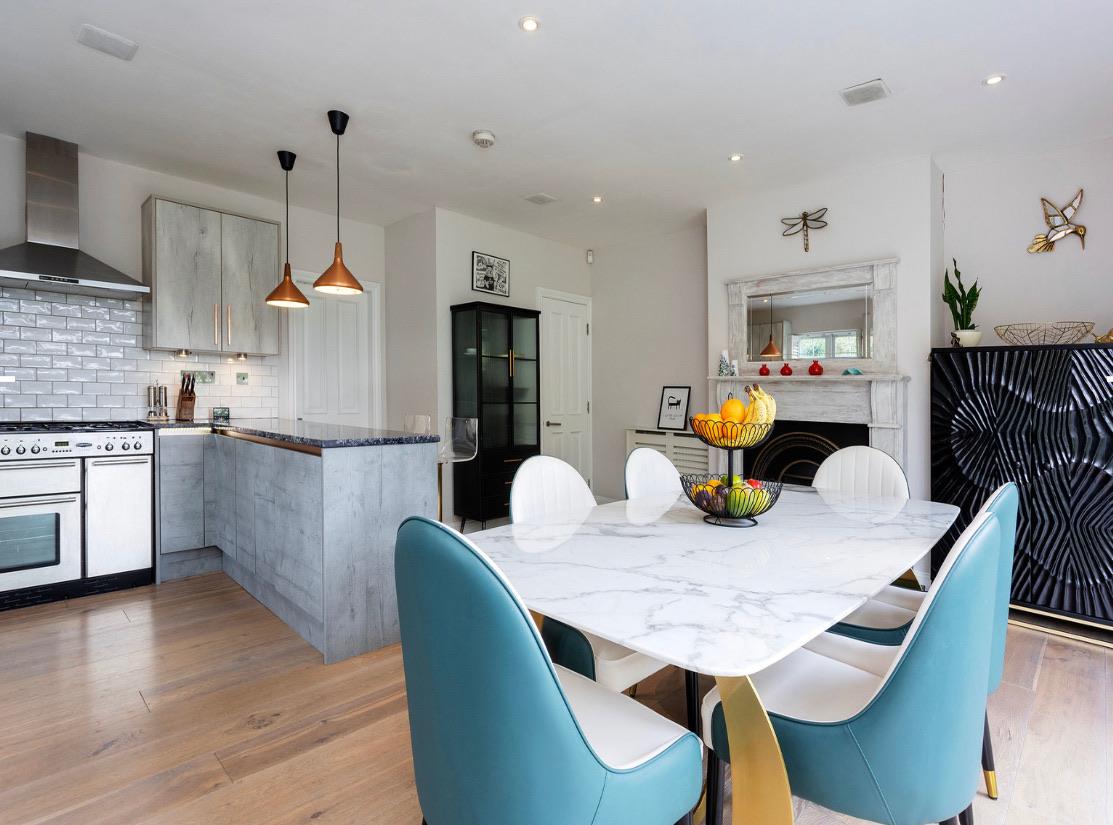 House Lowfield Road in Greater London