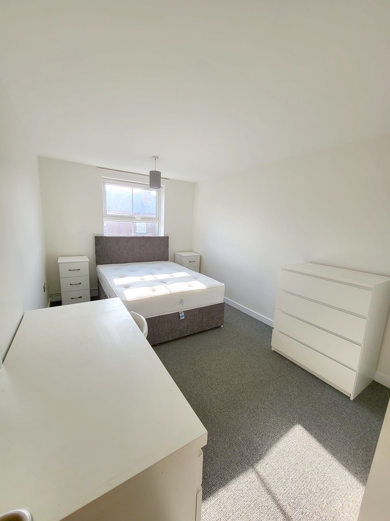 Flat Albert Road in Sheffield