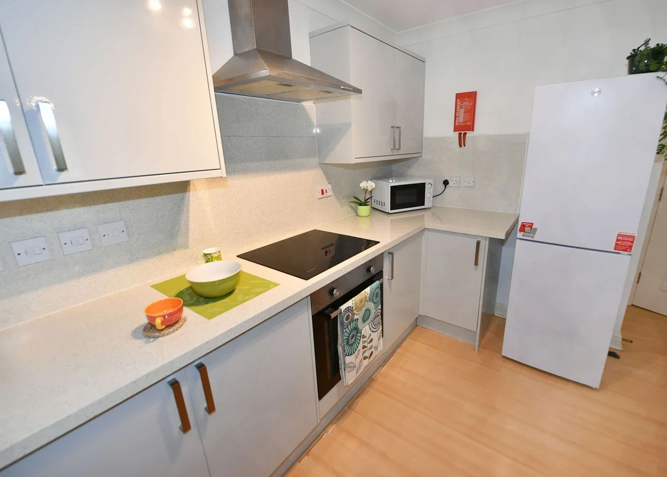 Room Hadfield Close in Manchester