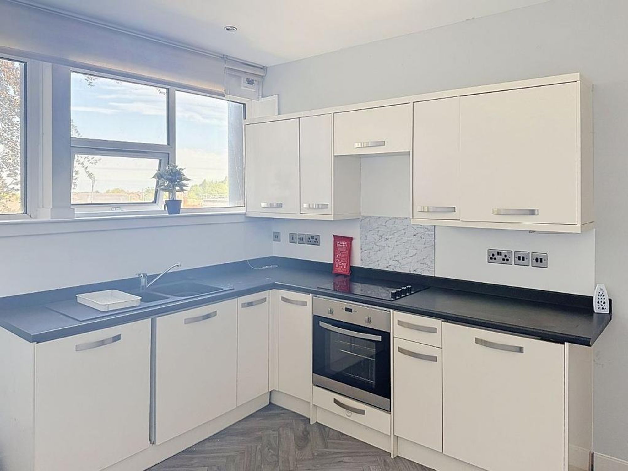 Flat Ravenscliffe Road in Kidsgrove