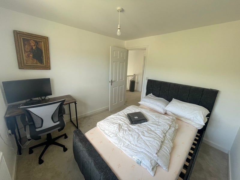 Room Moor Edge Drive in North Tyneside