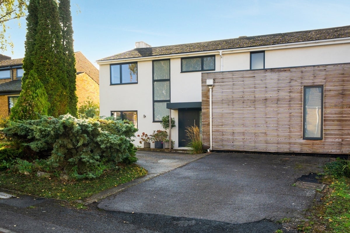 House Oakhill in Elmbridge