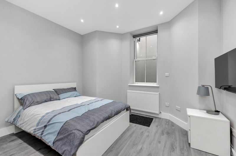 Room Earlham Grove in Greater London
