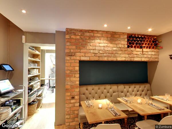 Flat Scout Lane in Greater London