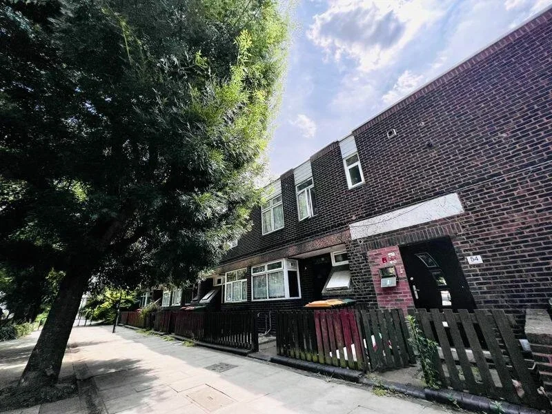 House Roebourne Way in Greater London
