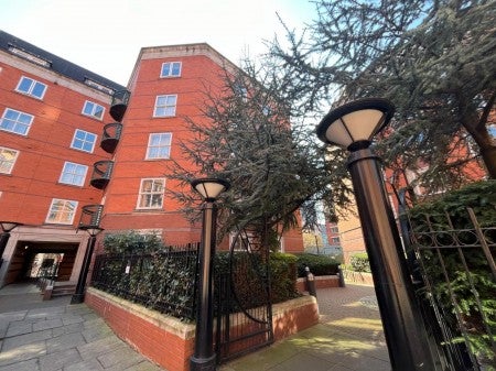 Flat Granby Row in Manchester