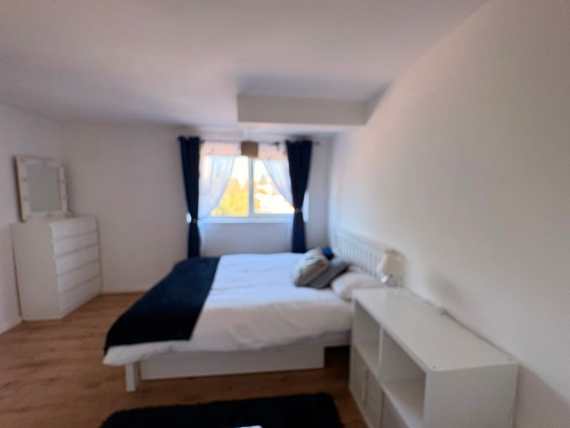 Room Radland Road in Greater London