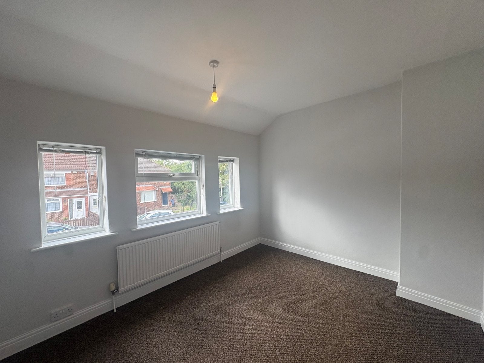House Joscelyn Avenue in Hull