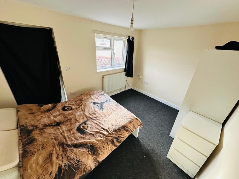 Flat West Park Close in Greater London