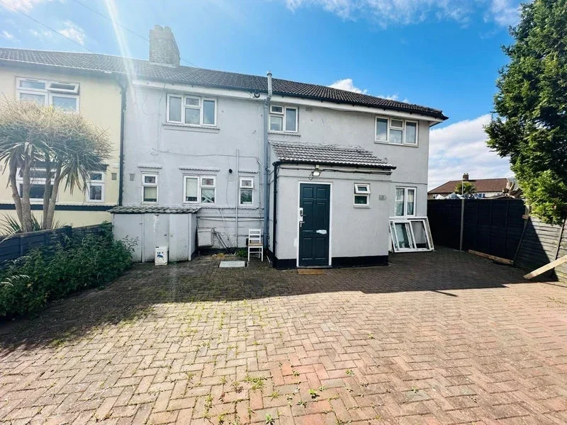 Flat West Park Close in Greater London