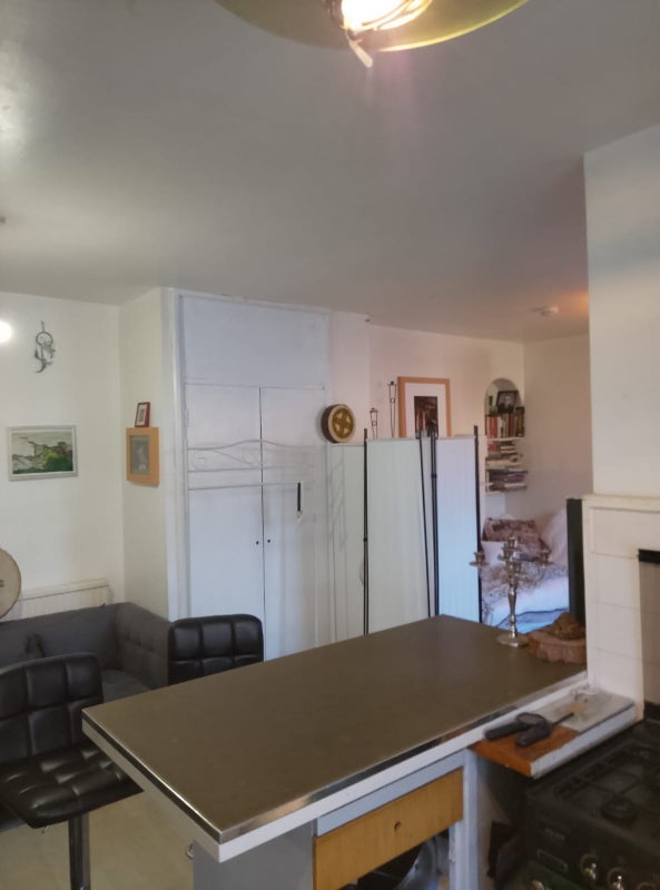 Room Speedy Place in Greater London