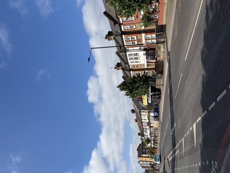 Room Watermead Way in Greater London
