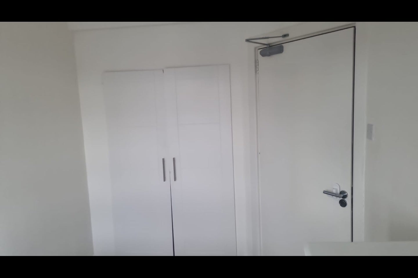 Room Hendon Way in Greater London