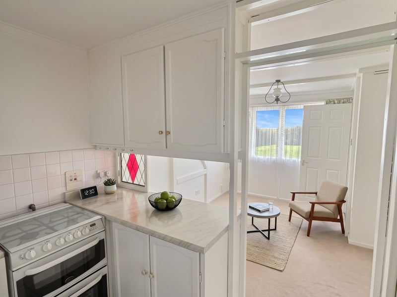 House Grayswood Gardens in Greater London