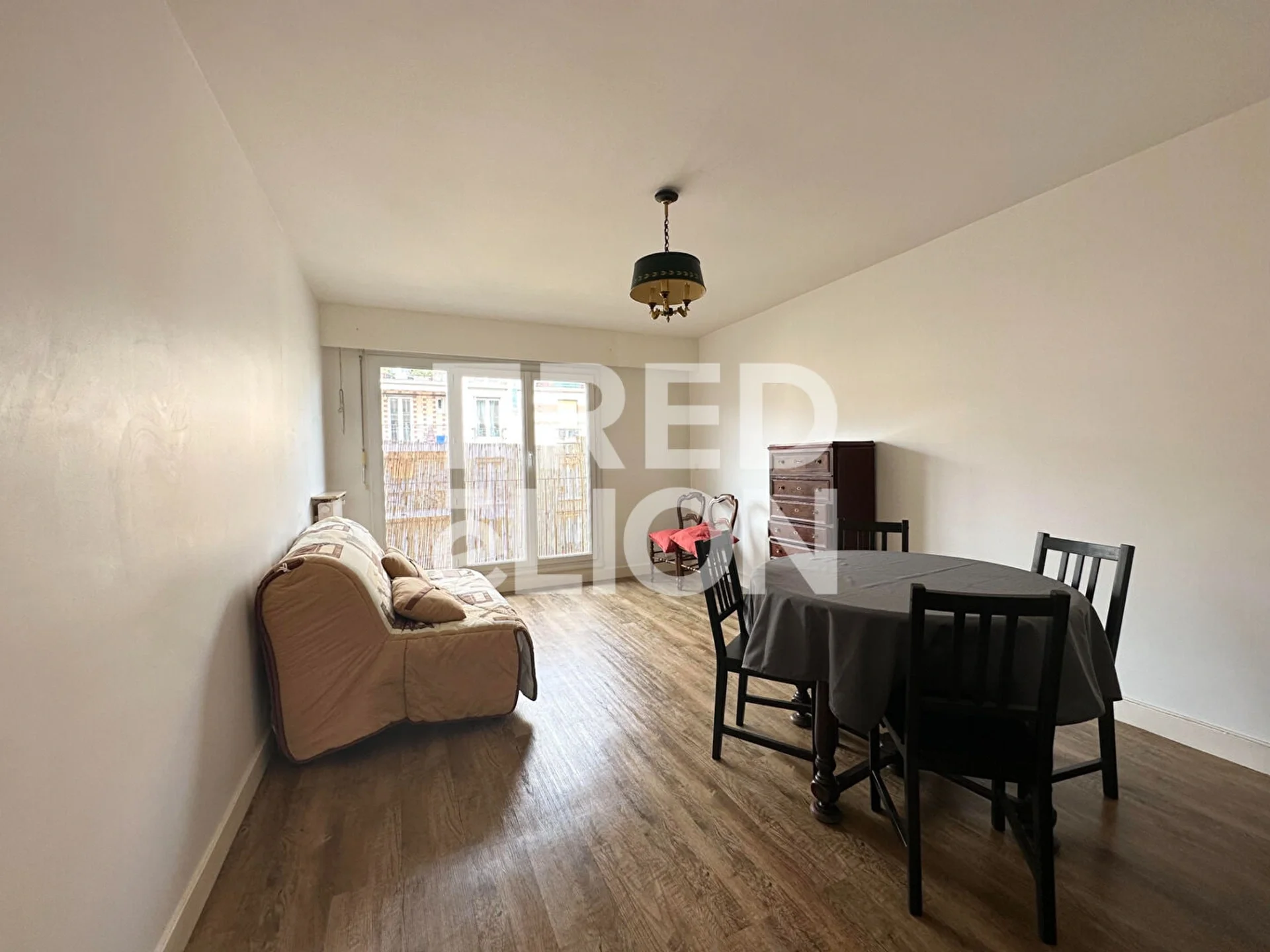 Flat Rue de Cronstadt in Paris