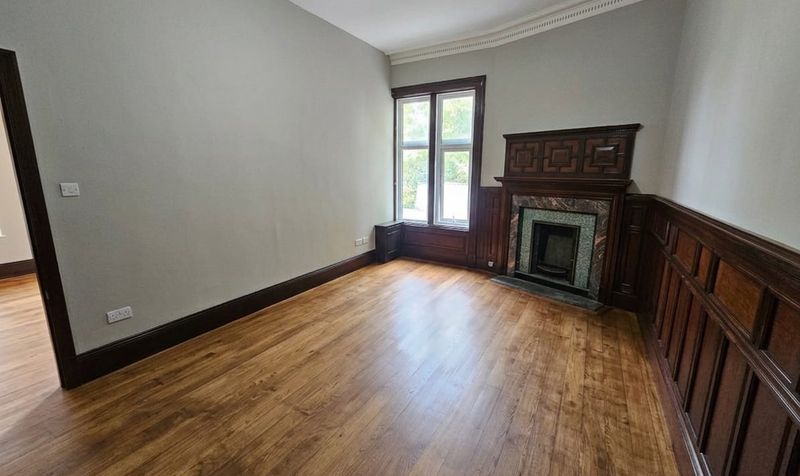 Flat Howbeck Drive in Oxton