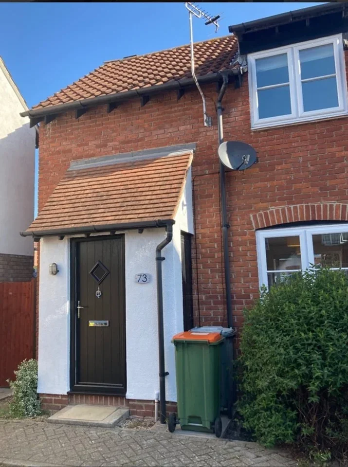 Room Fulmer Road in Greater London