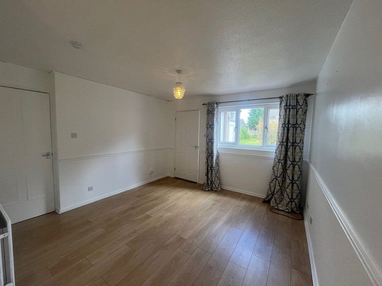 Flat Peckforton Walk in Wilmslow