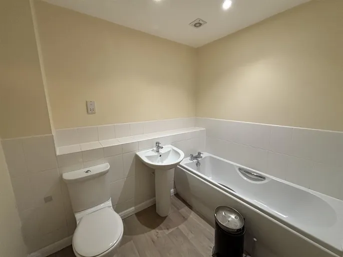 Flat Nursery Drive in Cherwell District