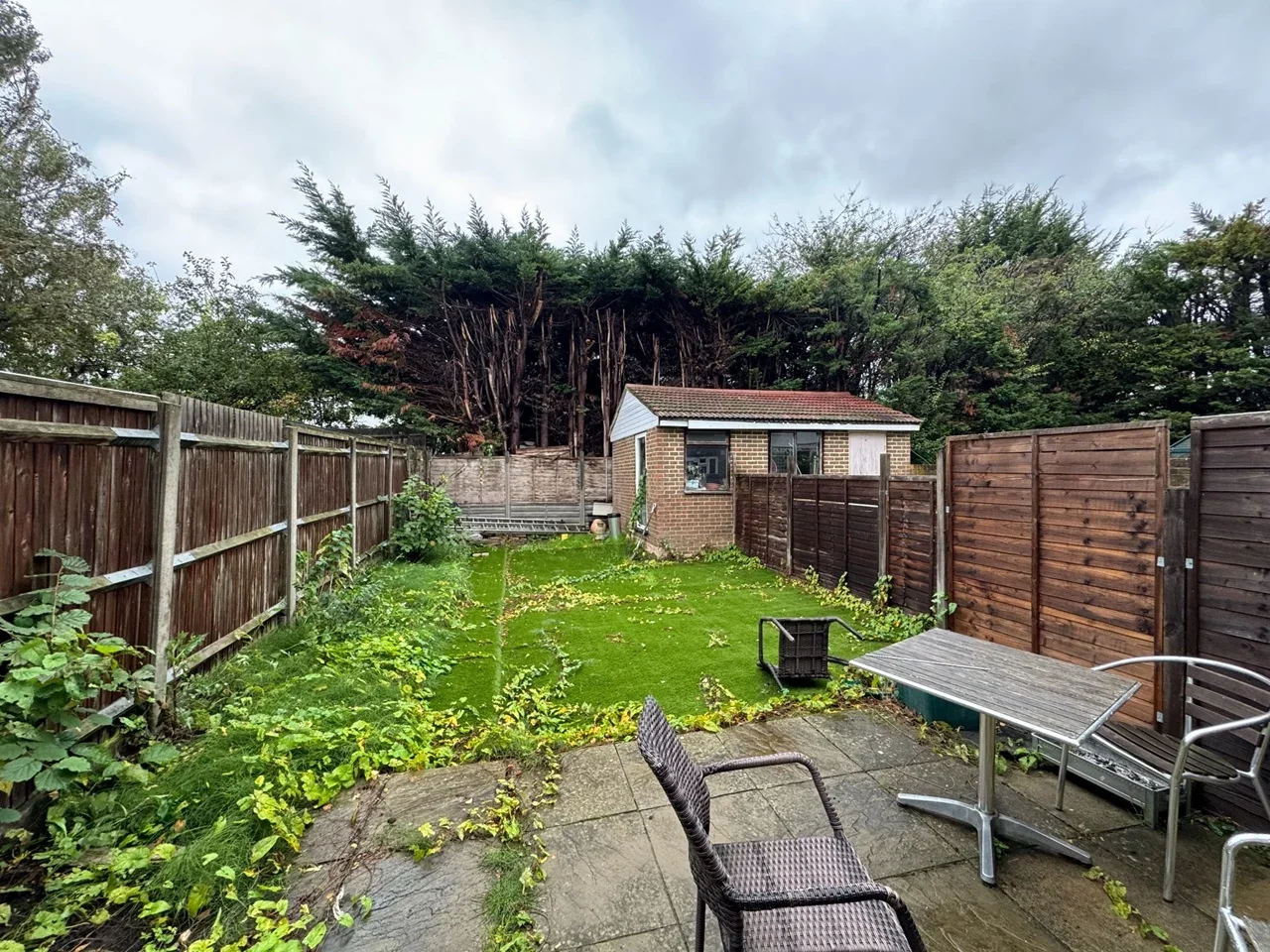 Flat Grasmere Avenue in Greater London