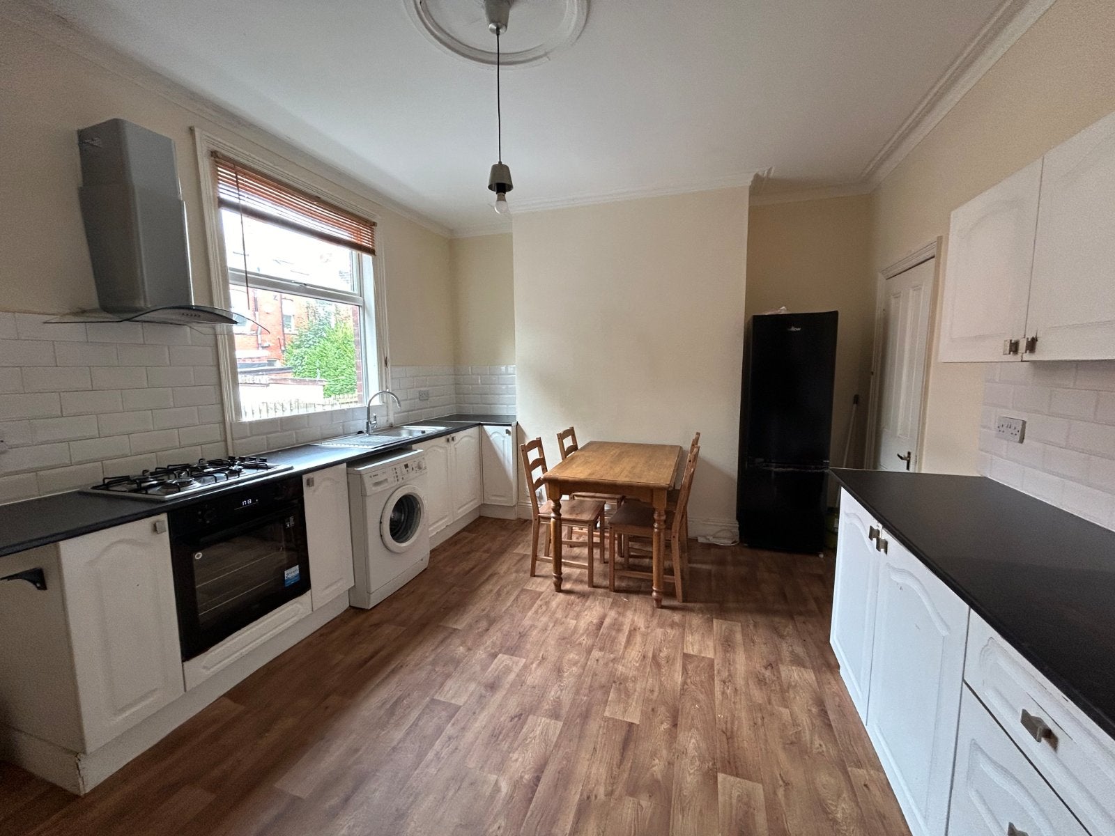 House Beechwood Crescent in Leeds