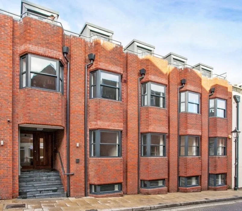 Flat Saint Clement Street in Winchester