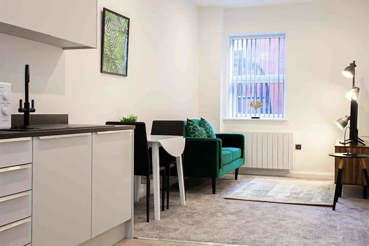 Flat Churchgate in Bolton